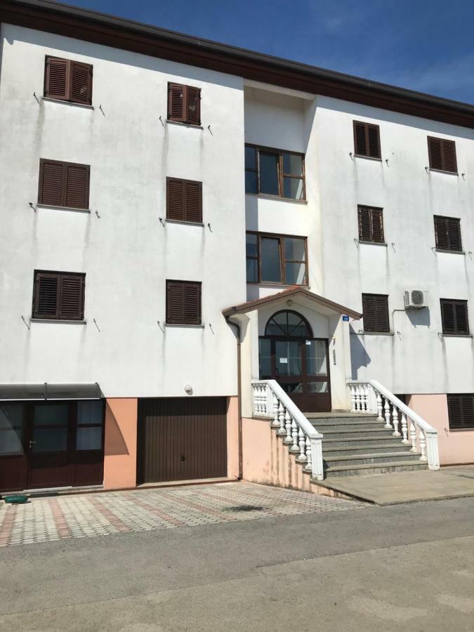 Studio Apartman Lorenzo Umago Exterior foto
